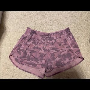 NWOT lululemon pink hotty hot camo shorts